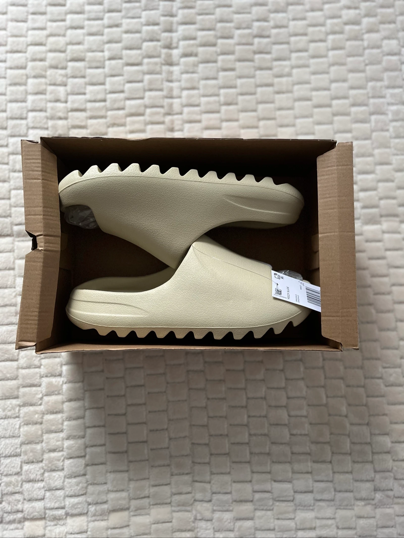 Adidas Yeezy Slide "Bone" – Taille 43 – photo 4